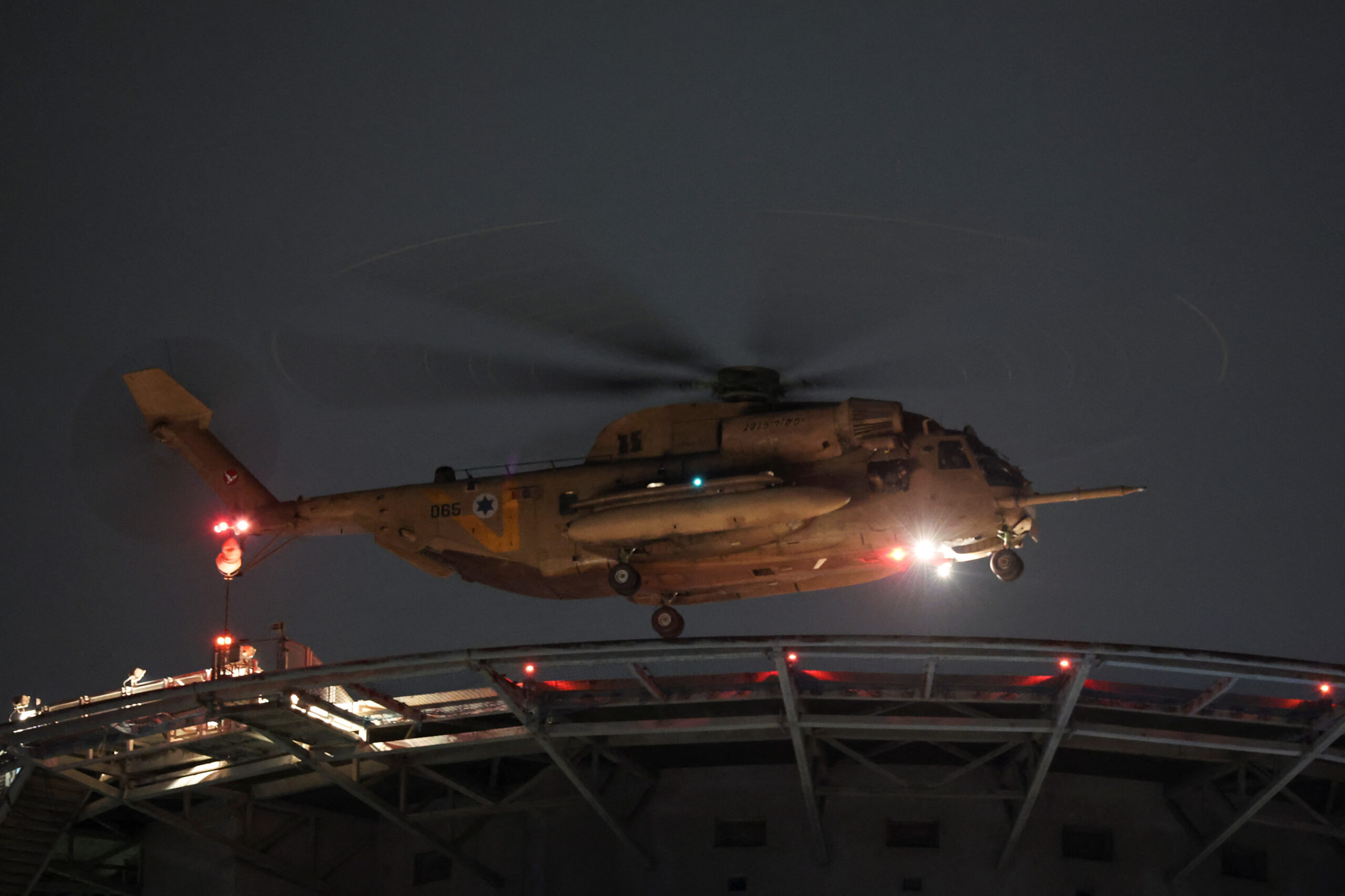 更多以色列人質、巴勒斯坦人有望在延長停火期間獲釋