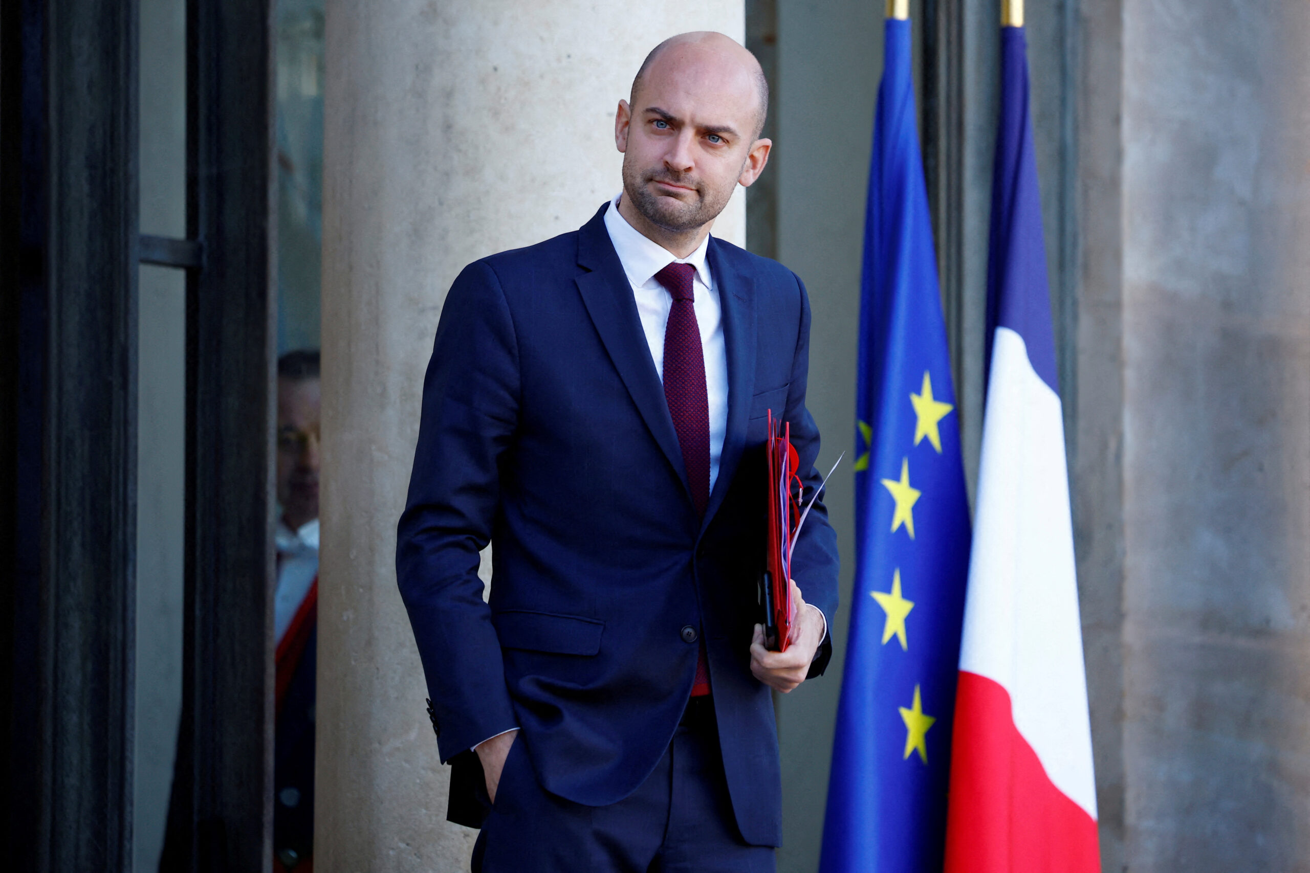 法國部長表示，即使達成協議，也需要就人工智慧規則進行更多談判