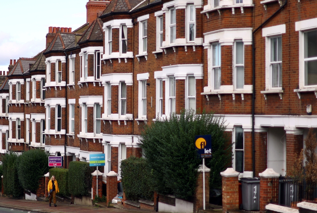 英國住房行業交易時機成熟，企業尋求增加土地儲備