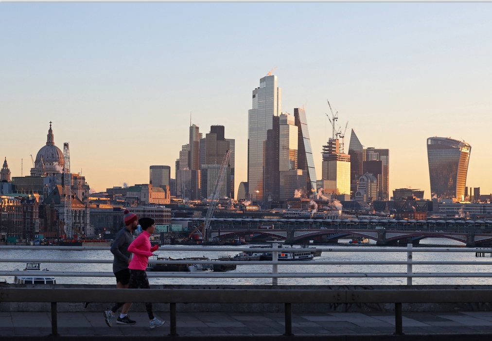 PMI显示：英国企业保持复苏但价格仍令人担忧