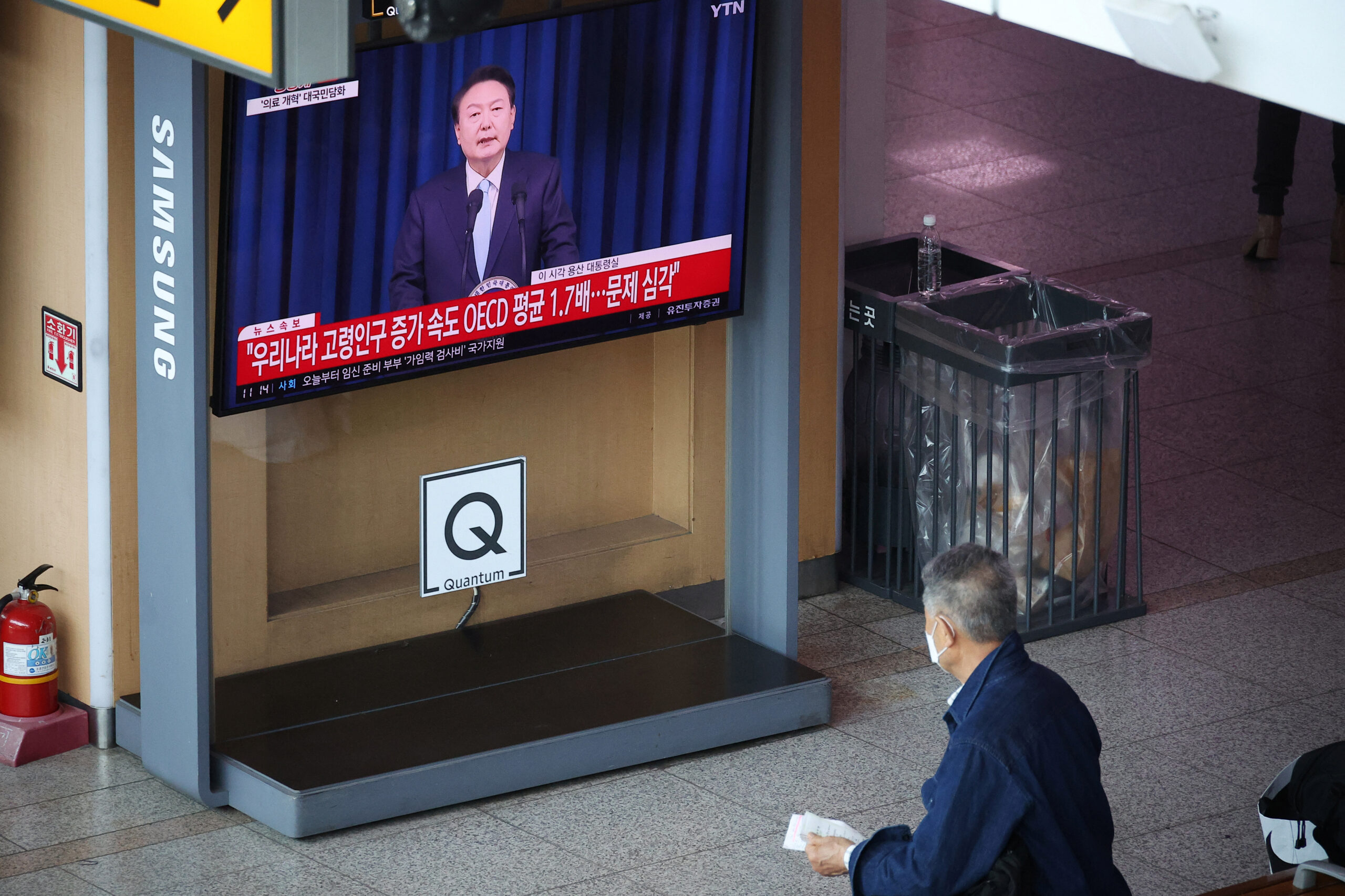 大選在即，韓國總統尹錫悅暗示將靈活處理醫生罷工問題