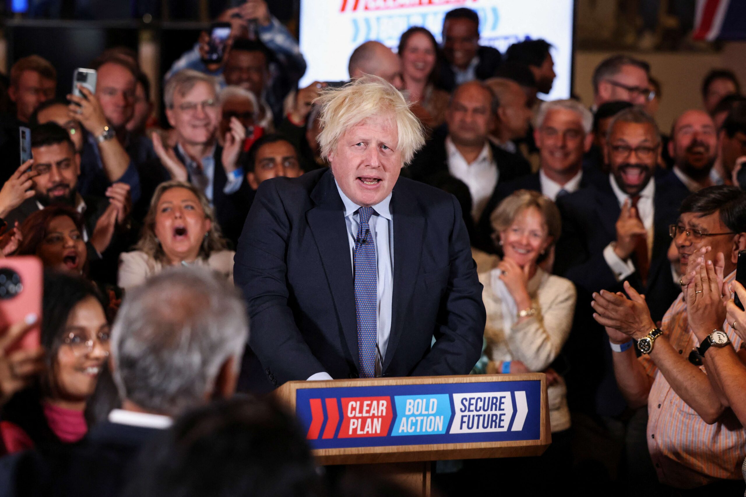鮑裏斯·詹森出人意料地發出英國大選最後動員令