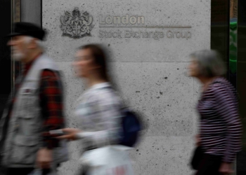 英國富時 100 指數創四周來最差表現，Ashtead 指數暴跌