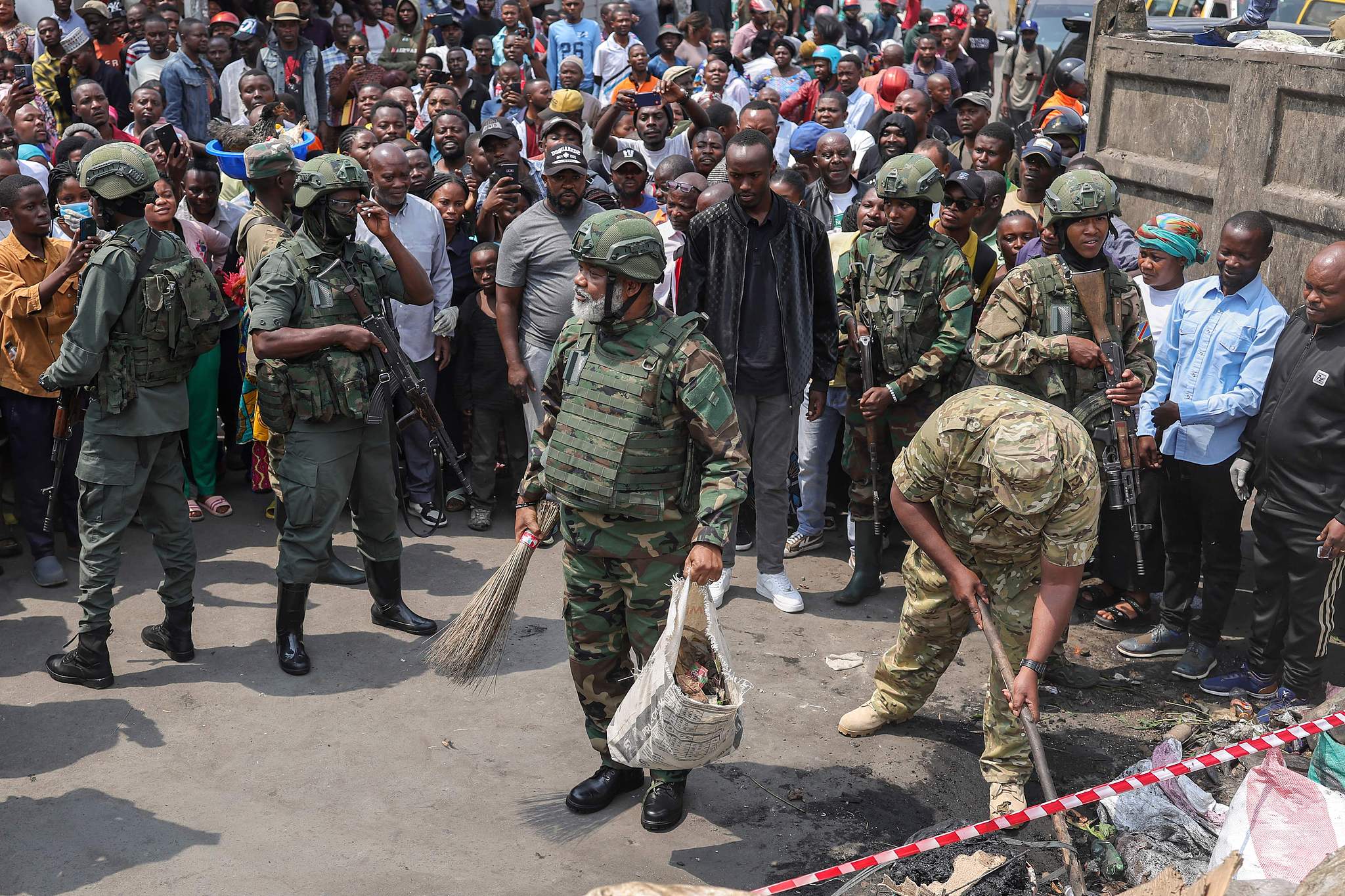 剛果（金）衝突已致超700人喪生，鄰國擔憂爆發地區戰爭
