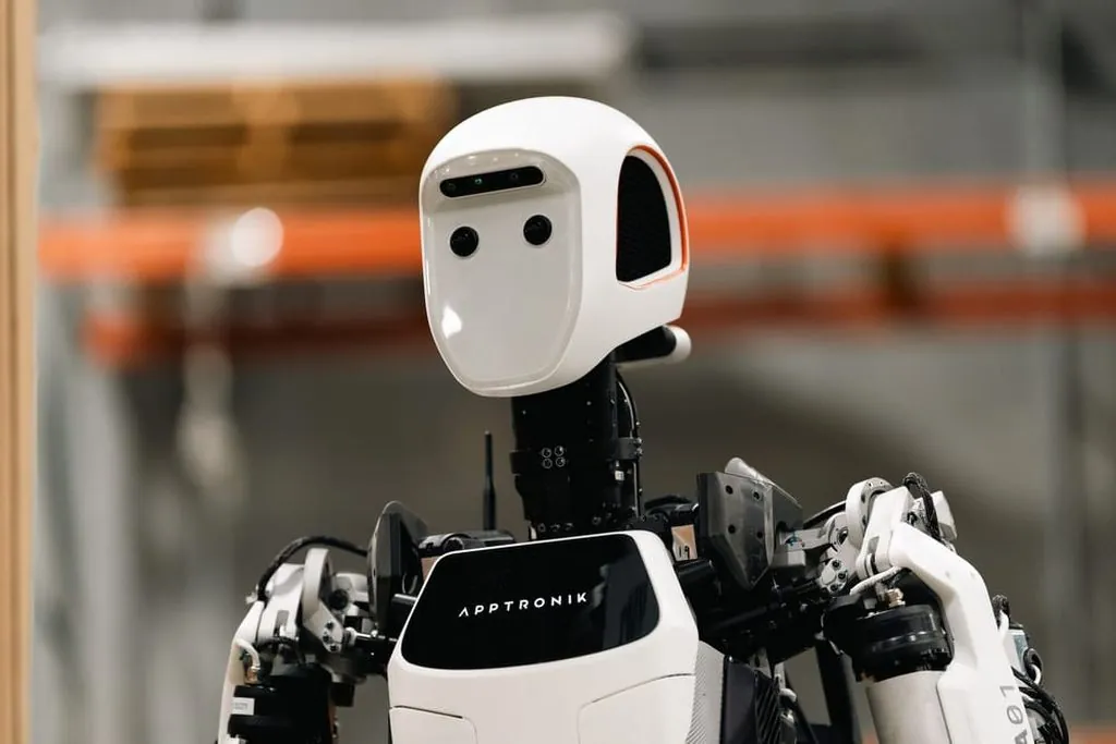 人形機器人行業“百家爭鳴”