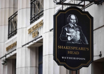 J D Wetherspoon季度銷售額上升但成本增加