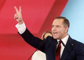 波蘭總統選舉是圖斯克政府的一張 “黃牌”