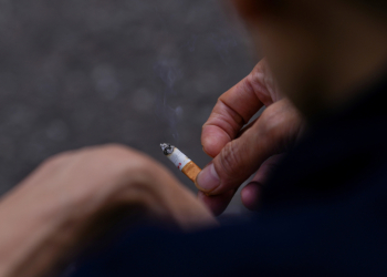 全球危機阻礙數億人戒煙的努力