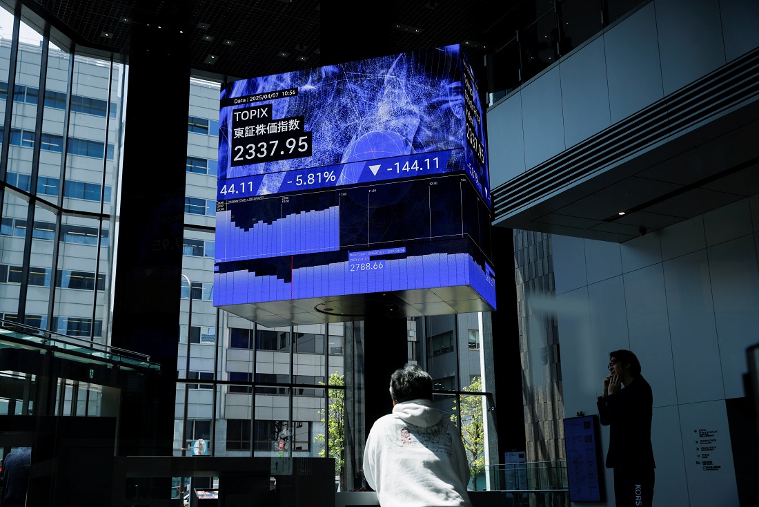 美國發出關稅信函後，股市穩定，日元下跌