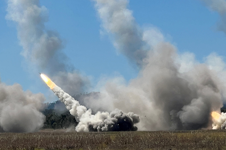 澳大利亞在與美國聯合軍演中首次發射HIMARS遠程火箭