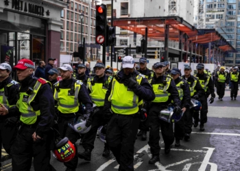 英國警方警惕本週末倫敦附近的移民抗議活動