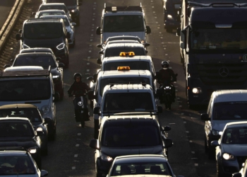 SMMT數據顯示，英國汽車產量將在2025年下降15%，預計2026年將復蘇