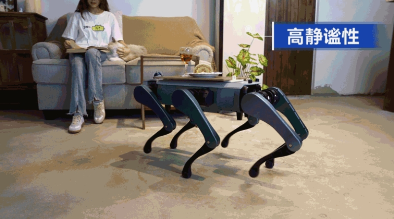 越疆發佈六足仿生機器狗 可承載更多AI任務與操作模組