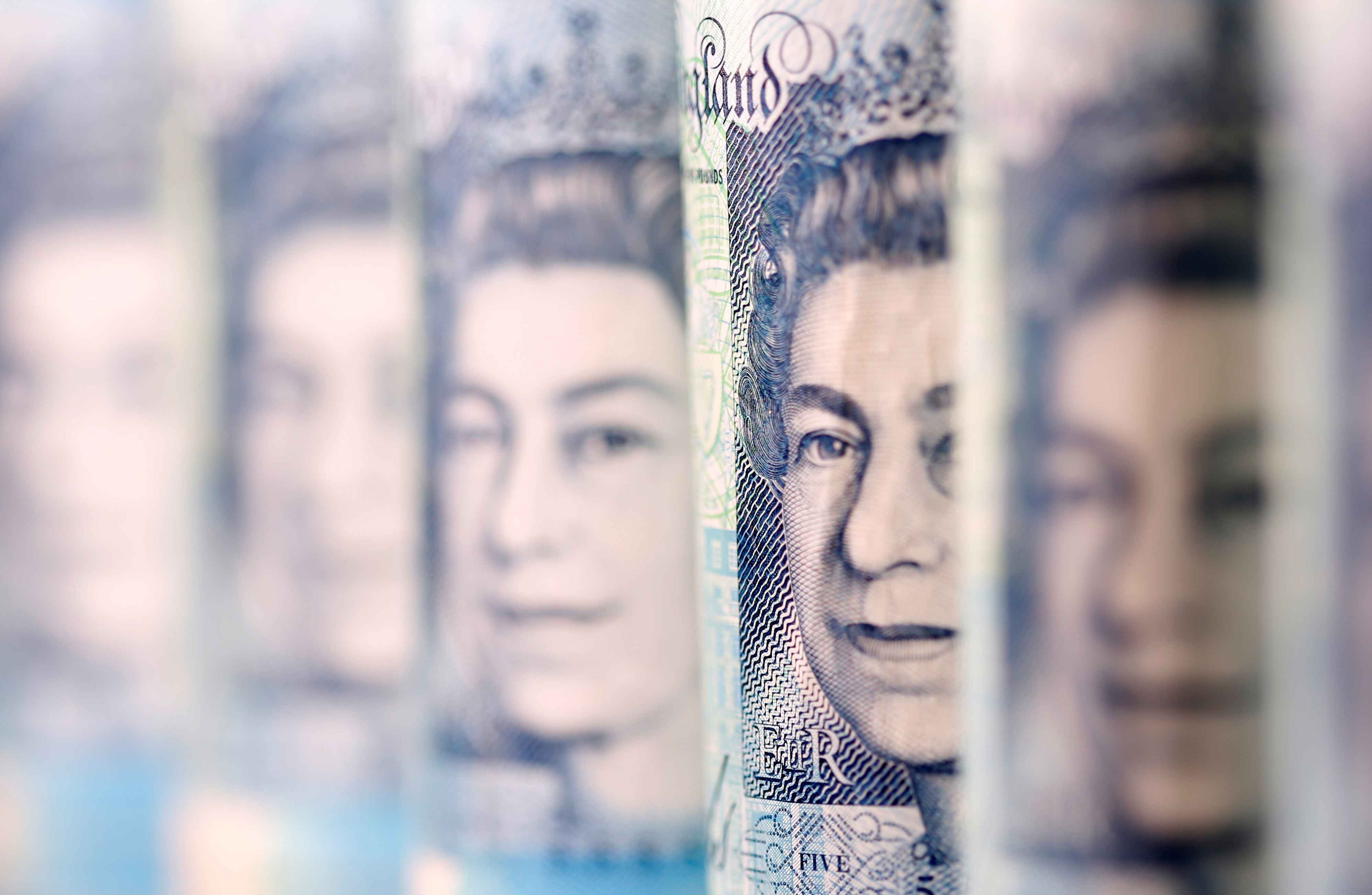 英國就業數據公佈後英鎊走強