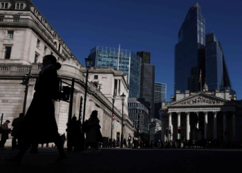 英國企業報告8月PMI調查顯示一年來最強活動