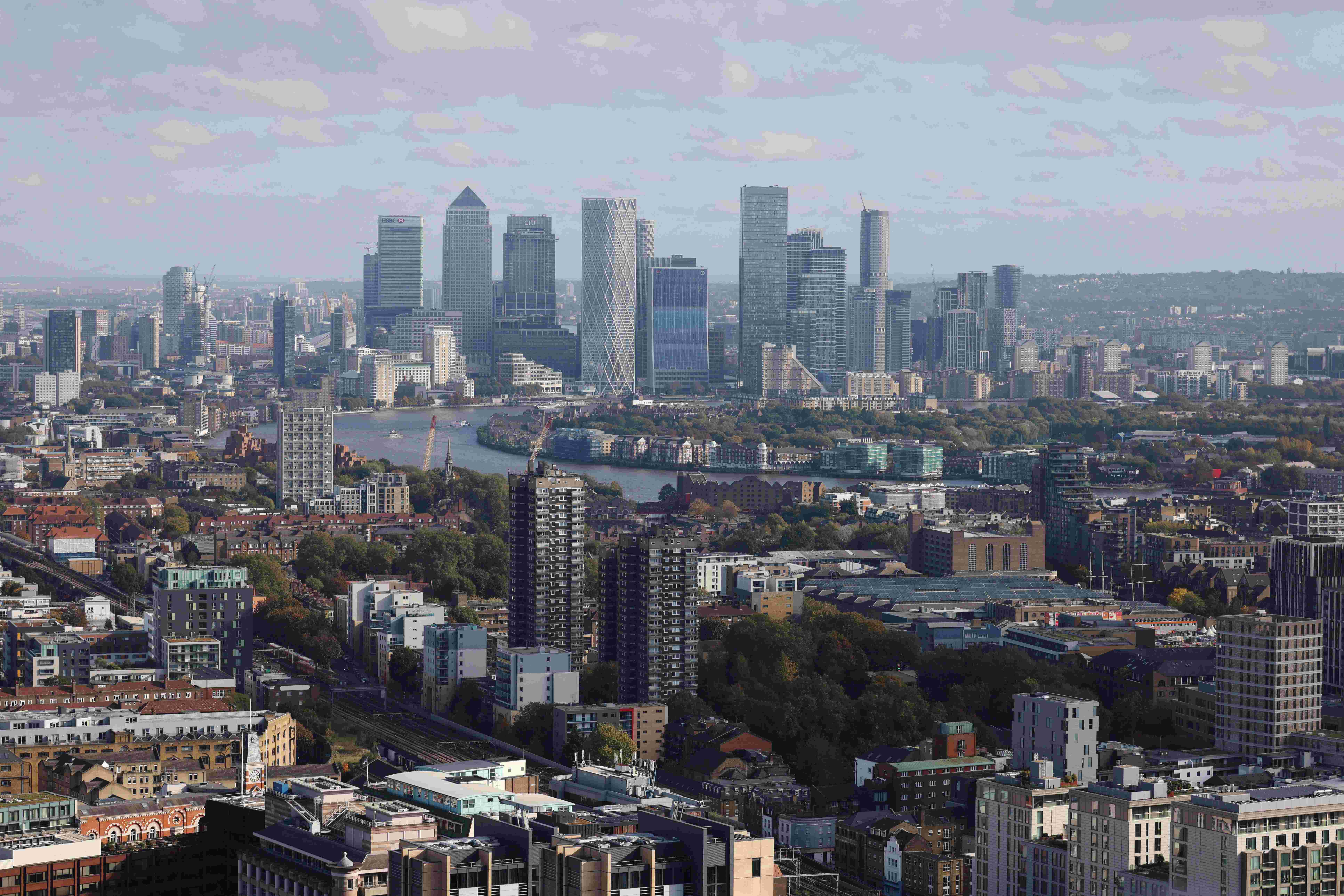 英國央行調查顯示，英國企業報告自2021年以來最大就業降幅