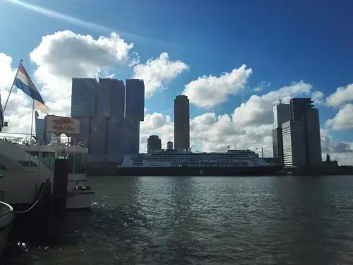 從海牙、漢堡到鹿特丹：海上貨運規則的演變密碼