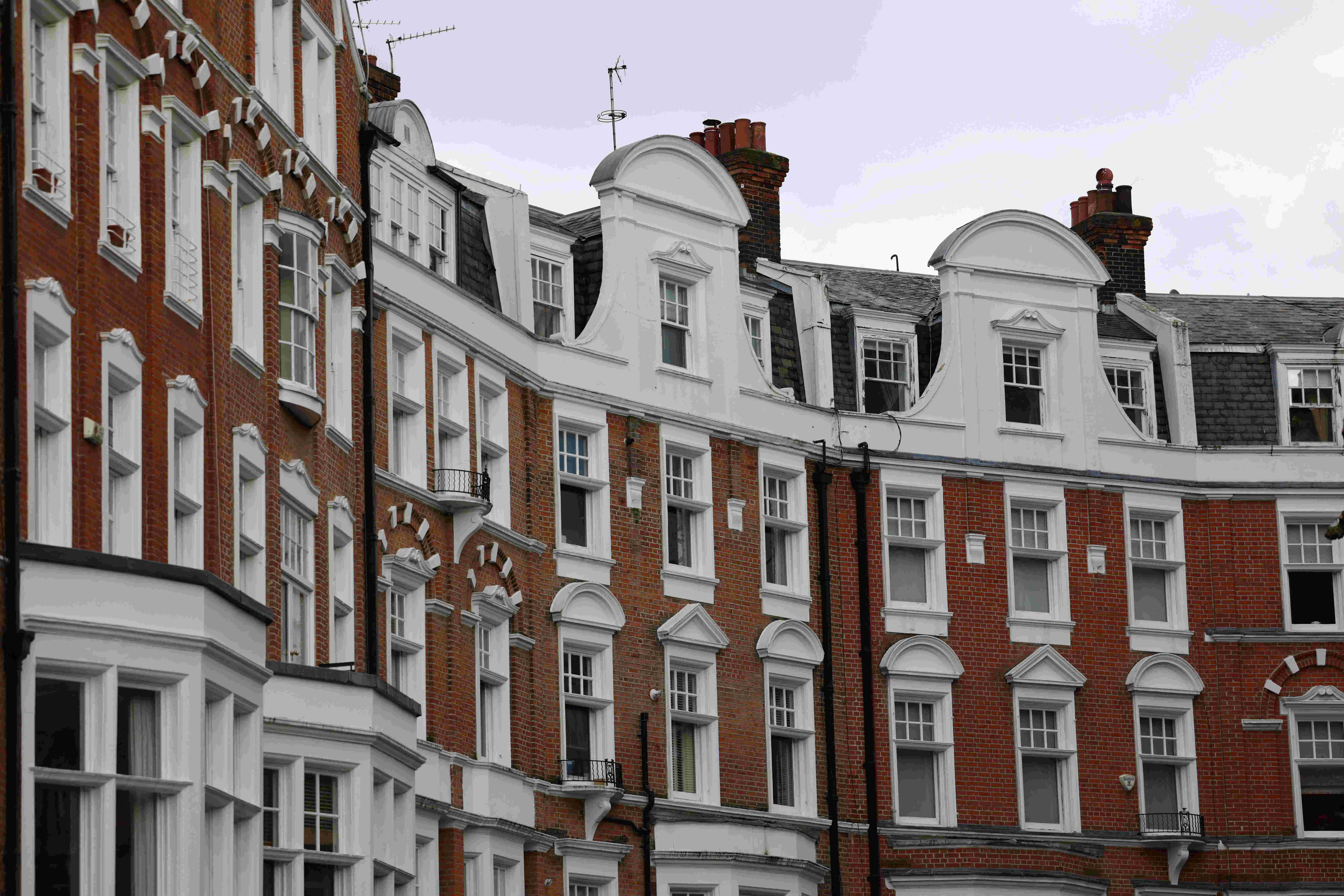 英國宣佈自2028年起對高價住宅徵收新稅- 星空經濟新聞