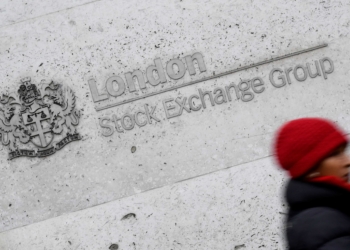 受銅價創紀錄高位推動礦商股上漲，倫敦富時100指數小幅走高