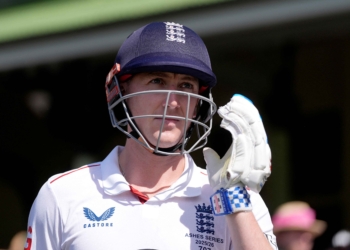 板球——英格蘭球員布魯克就與夜店保鏢發生衝突一事道歉