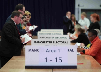 英國斯塔默在勢均力敵的地方選舉中面臨最新考驗