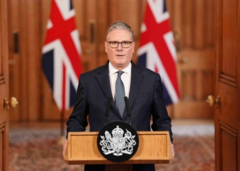 英國斯塔默稱美國可使用英軍基地對伊朗導彈進行防禦性打擊