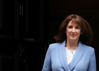 裏夫斯表示英國財政空間自11月以來有所增加