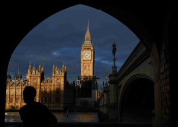 英國上議院委員會建議對AI訓練採取許可優先策略