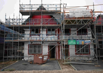 PMI數據顯示：英國建築商報告成本通脹創紀錄最大漲幅