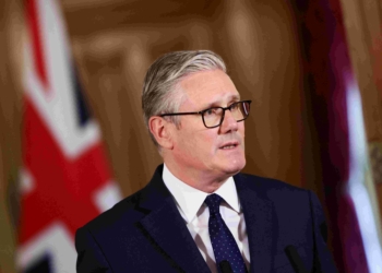 英國首相斯塔默在襲擊事件後召集社區領袖共同打擊反猶太主義