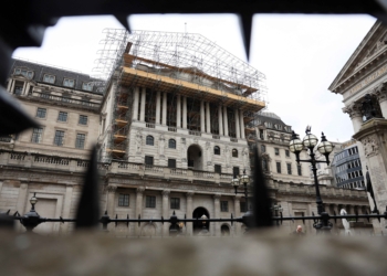 英格蘭銀行的泰勒認為，除非出現最壞情況，否則利率將維持不變