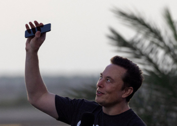 SpaceX上市助推埃隆・馬斯克成為全球首位萬億富豪
