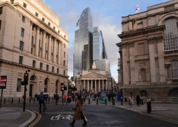 英國銀行稱退款規則生效後欺詐案件激增